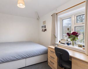 Photo 25- click for photo gallery